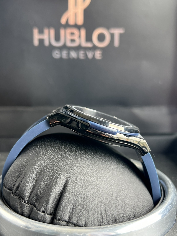 ウブロコピー時計側面デザイン